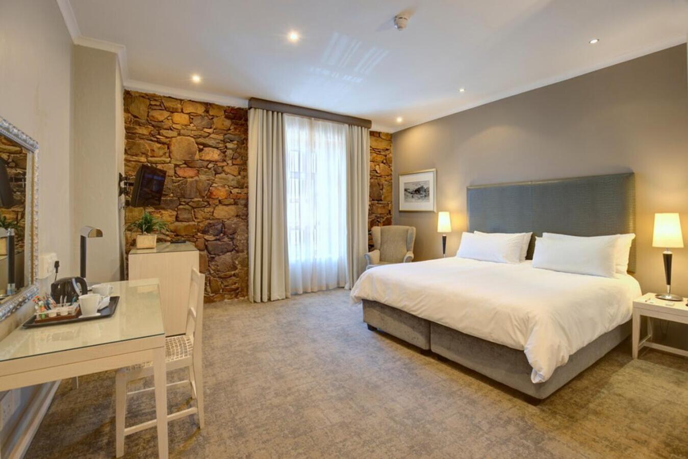 Protea Hotel By Marriott Mosselbaai Buitenkant foto